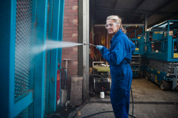 Professional Pressure washing in Granger, IA